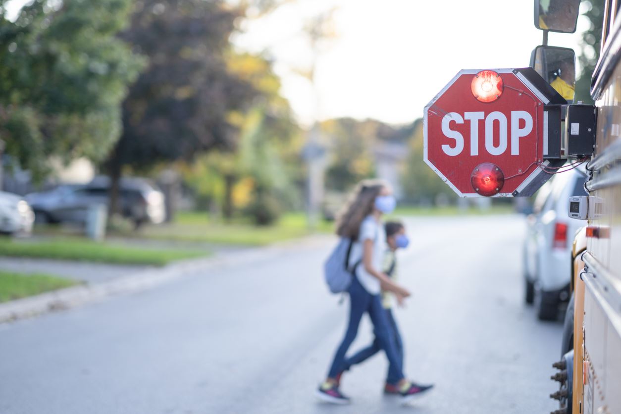 Can You Pass A School Bus When It s Stopped 